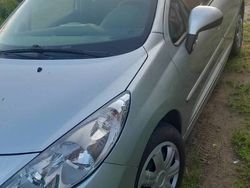 Srebrny Używany 2009 Peugeot 207 Hatchback | 8900 zł (Uczciwa cena)
