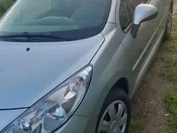 Srebrny Używany 2009 Peugeot 207 Hatchback | 9900 zł (Uczciwa cena)