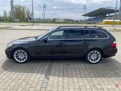 Czarny Używany 2008 BMW 525 Kombi | 32 000 zł