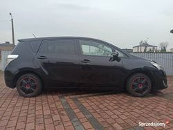 Używany 2015 Toyota Verso Minivan | 24 000 zł (Dobra cena)