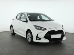 Biały Używany 2021 Toyota Yaris Hatchback | 49 999 zł (Uczciwa cena)