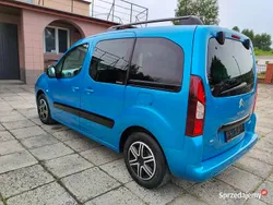 Niebieski Używany 2013 Citroën Berlingo Minivan | 26 900 zł (Uczciwa cena)