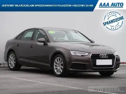 Brązowy Używany 2018 Audi A4 | 84 999 zł (Drogi)