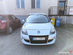 Biały Używany 2010 Renault Scénic III Minivan | 15 900 zł (Uczciwa cena)