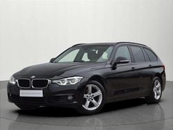 Black 2 Używany 2018 BMW 318 Kombi | 69 900 zł (Uczciwa cena)