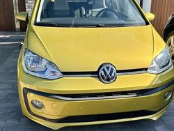 Żółtozłoty Używany 2019 VW up! Hatchback | 40 000 zł (Uczciwa cena)