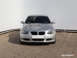 Srebrny Używany 2008 BMW 320 Coupe | 27 999 zł (Uczciwa cena)