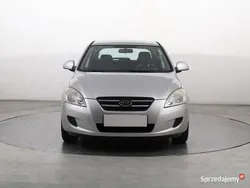 Srebrny Używany 2008 Kia Ceed Hatchback | 17 999 zł (Uczciwa cena)