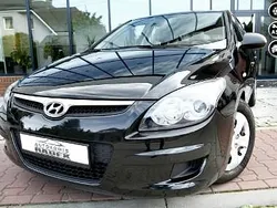 Czarny Używany 2009 Hyundai i30 Hatchback | 9900 zł (Dobra cena)