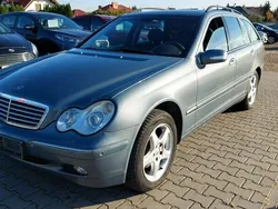 Srebrny (metalik) Używany 2005 Mercedes C180 Sedan/Limuzyna | 12 900 zł (Super Cena)