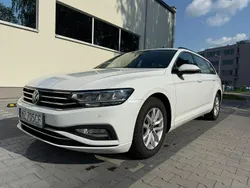 Biały Używany 2020 VW Passat Kombi | 52 024 zł (Super Cena)