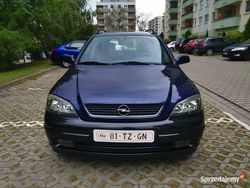 Fioletowy Używany 2000 Opel Astra Kombi | 5900 zł