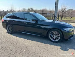 Czarny Używany 2018 BMW 525 Kombi | 99 000 zł