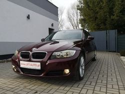 Bordowy Używany 2009 BMW 318 Sedan/Limuzyna | 31 900 zł (Drogi)