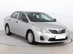 Srebrny Używany 2013 Toyota Corolla Sedan/Limuzyna | 24 999 zł (Uczciwa cena)