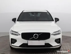 Biały Używany 2020 Volvo V60 Kombi | 116 999 zł (Dość drogi)