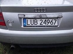 Srebrny Używany 1999 Audi A4 Sedan/Limuzyna | 2400 zł