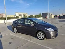 Bordowy Używany 2010 Toyota Prius Sol Hatchback | 30 000 zł (Super Cena)