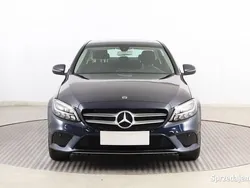 Niebieski Używany 2019 Mercedes C180 Sedan/Limuzyna | 95 999 zł (Uczciwa cena)