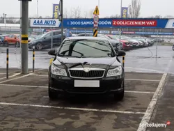 Czarny Używany 2010 Skoda Octavia Hatchback | 14 999 zł (Super Cena)