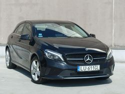 Czarny (metalik) Używany 2017 Mercedes A180 Hatchback | 67 500 zł (Uczciwa cena)