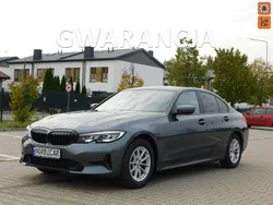 Szary (metalik) Używany 2021 BMW 318 Sedan/Limuzyna | 89 980 zł (Uczciwa cena)