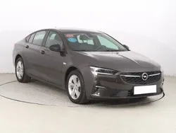 Szary Używany 2020 Opel Insignia Hatchback | 55 999 zł (Super Cena)