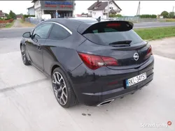 Czarny Używany 2012 Opel Astra OPC Hatchback | 50 000 zł