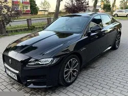 Czarny Używany 2018 Jaguar XF R-Sport Sedan/Limuzyna | 61 900 zł