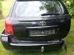 Używany 2005 Toyota Avensis Kombi | 3000 zł