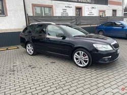 Czarny Używany 2012 Skoda Octavia vRS Kombi | 26 900 zł (Dobra cena)
