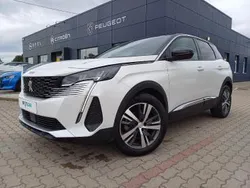 Biały Używany 2023 Peugeot 3008 Allure | 92 990 zł (Uczciwa cena)