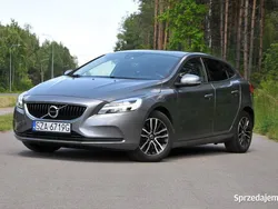 Używany 2017 Volvo V40 Momentum Kombi | 47 900 zł (Uczciwa cena)