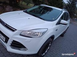 Biały Używany 2016 Ford Kuga SUV | 48 000 zł (Uczciwa cena)