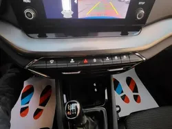 Niebieski Używany 2021 Skoda Octavia Kombi | 52 333 zł