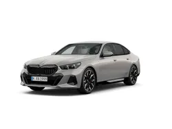 Szary oxide metalizowany Używany 2023 BMW 520 Shadowline Sedan/Limuzyna | 259 900 zł (Uczciwa cena)