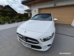 Biały Używany 2019 Mercedes A180 Hatchback | 85 900 zł (Dobra cena)