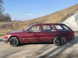 Używany 1992 Mercedes E250 Kombi | 6000 zł