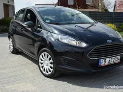 Czarny (metalik) Używany 2013 Ford Fiesta Hatchback | 22 900 zł (Uczciwa cena)
