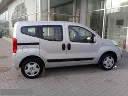 Srebrny (metalik) Używany 2017 Fiat Qubo Trekking Minivan | 48 900 zł