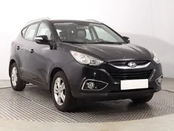 Czarny Używany 2012 Hyundai ix35 SUV | 37 899 zł (Uczciwa cena)