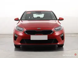 Czerwony Używany 2018 Kia Ceed 2 Hatchback | 48 999 zł (Dobra cena)