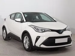 Biały Używany 2022 Toyota C-HR SUV | 92 999 zł (Uczciwa cena)