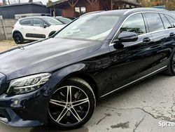Niebieski Używany 2021 Mercedes C300e Sedan/Limuzyna | 81 900 zł