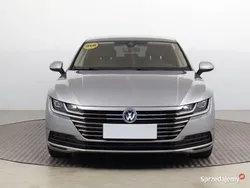 Srebrny Używany 2019 VW Arteon Sedan/Limuzyna | 112 999 zł (Uczciwa cena)