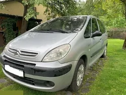 Szary Używany 2004 Citroën Xsara Picasso Minivan | 4000 zł