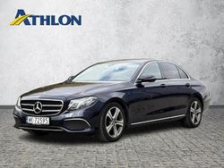 Niebieski ciemny (metalik) Używany 2019 Mercedes E200 Sedan/Limuzyna | 122 400 zł