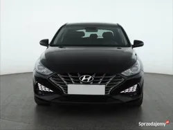 Czarny Używany 2020 Hyundai i30 Hatchback | 56 999 zł (Dość drogi)