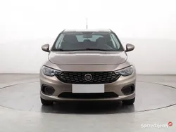 Beżowy Używany 2017 Fiat Tipo Hatchback | 38 999 zł (Uczciwa cena)