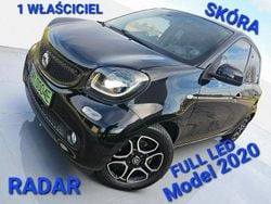 Czarny (metalik) Używany 2020 Smart ForFour Electric Drive Hatchback | 35 999 zł